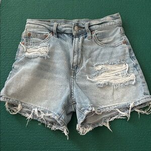 American Eagle 90s boyfriend denim shorts